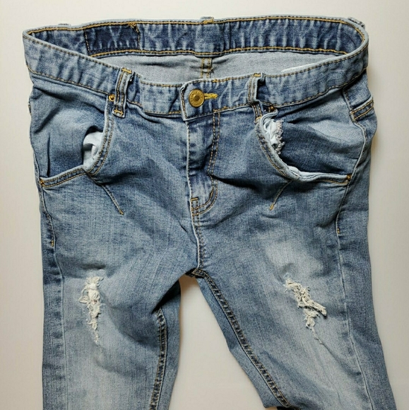 normal jeans pant